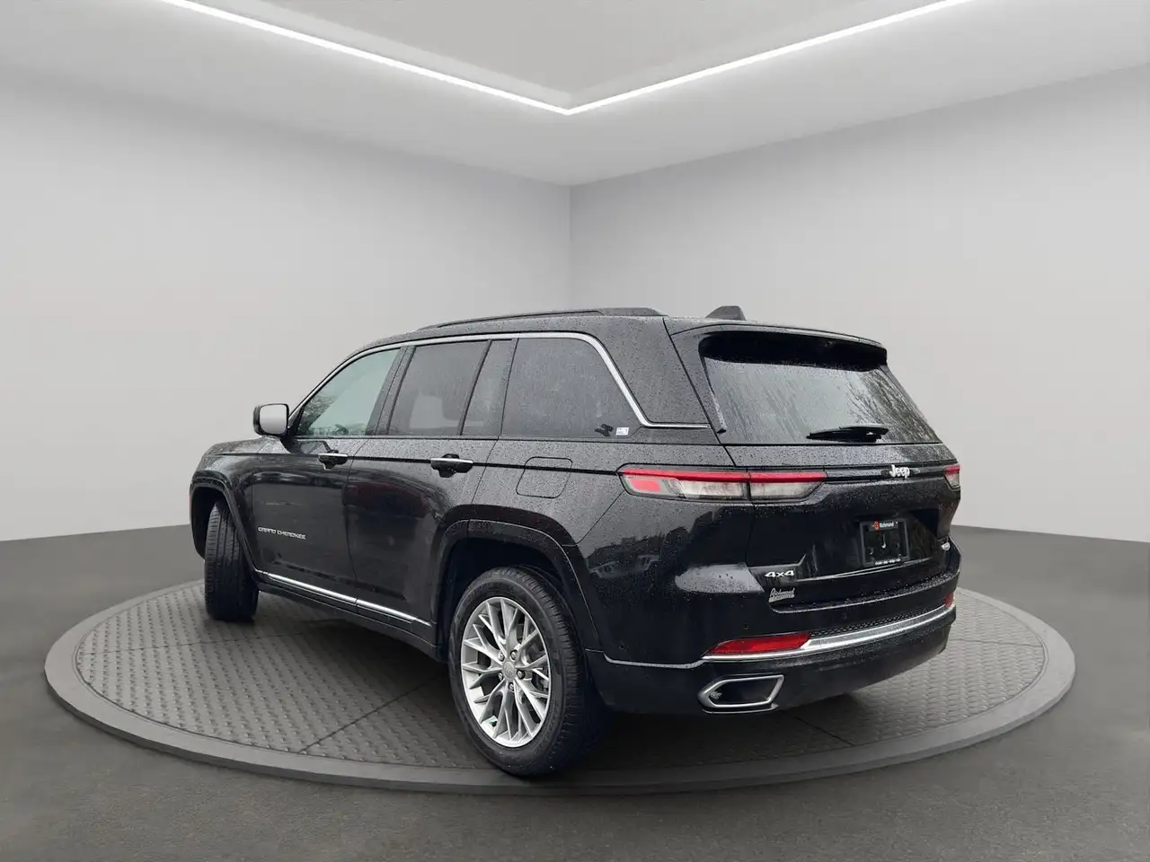 Jeep Grand Cherokee снимка Jeep Grand Cherokee