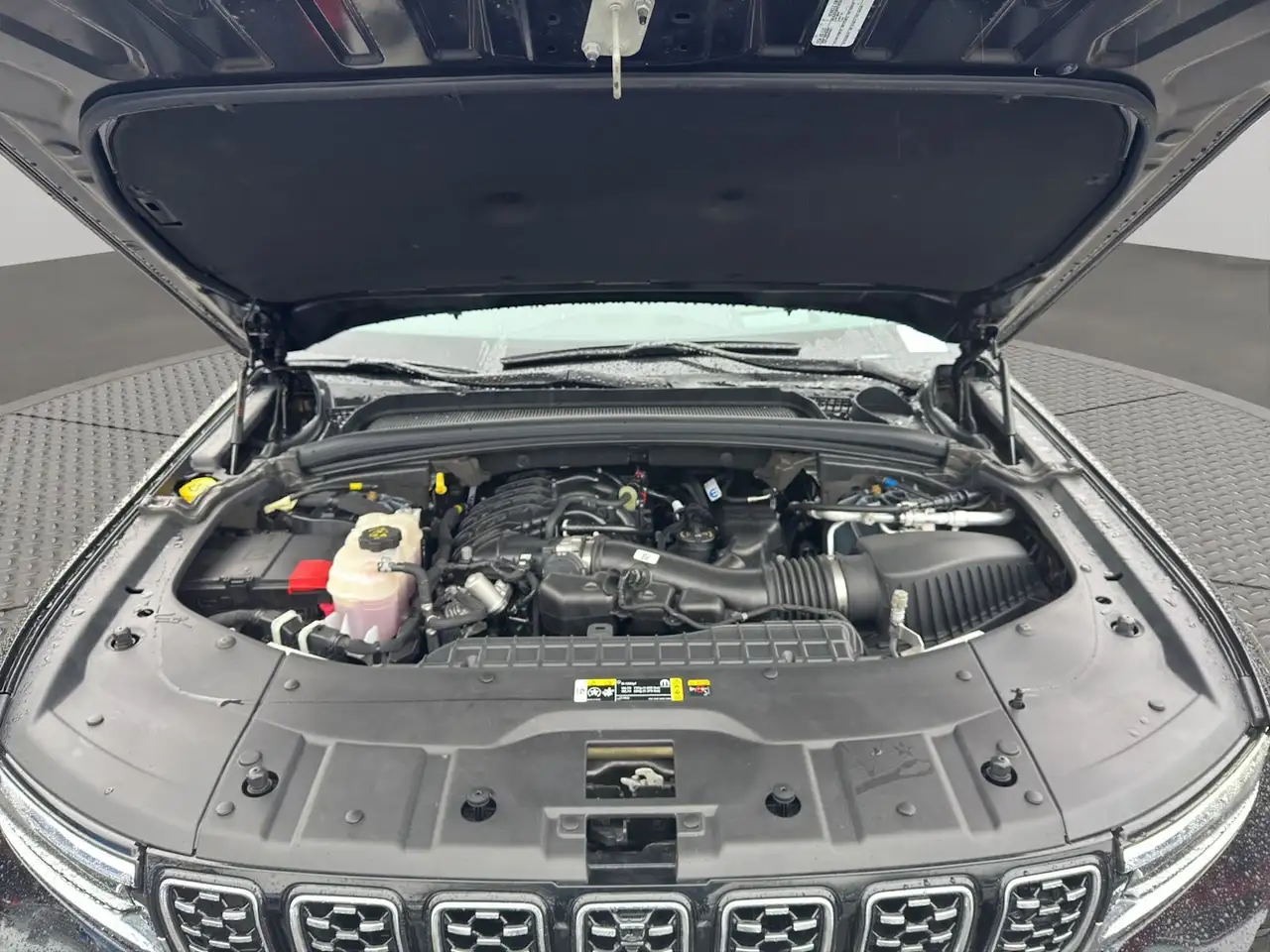 Jeep Grand Cherokee снимка Jeep Grand Cherokee