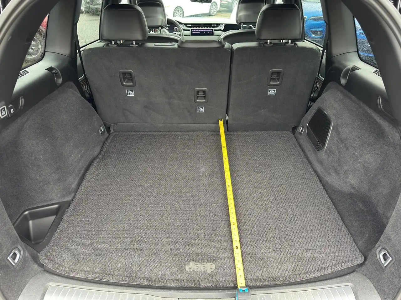 Jeep Grand Cherokee снимка Jeep Grand Cherokee