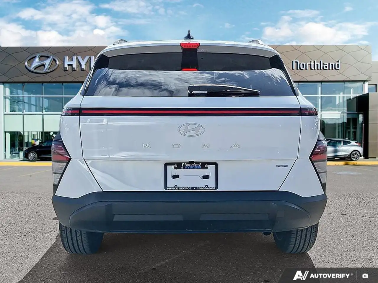 Hyundai KONA снимка Hyundai KONA