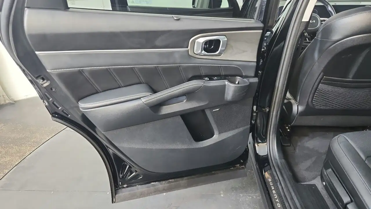 Kia Sorento photo Kia Sorento