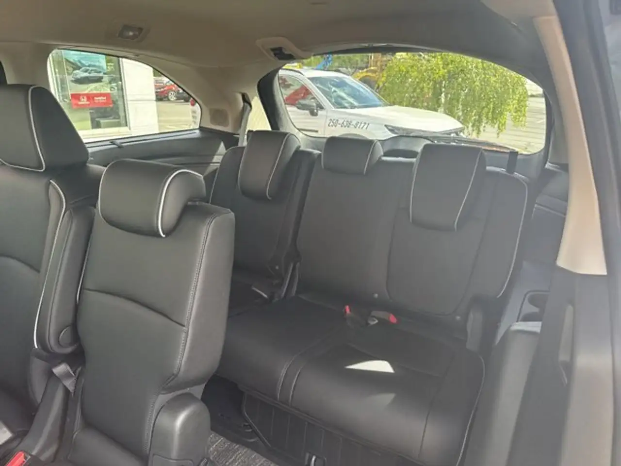 Honda Odyssey снимка Honda Odyssey