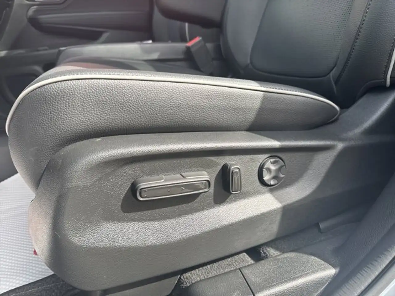 Honda Odyssey снимка Honda Odyssey