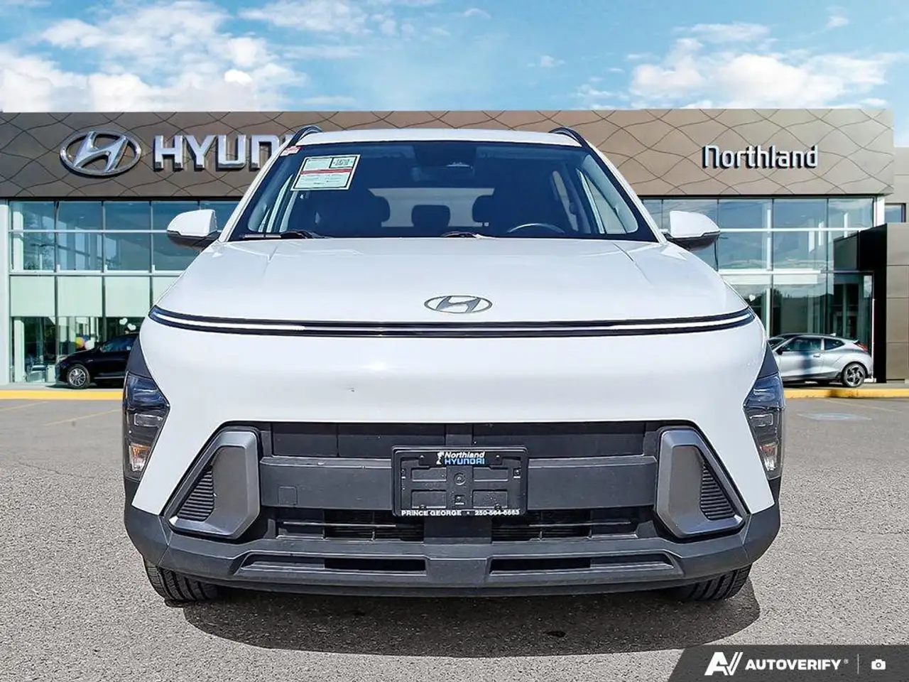 Hyundai KONA снимка Hyundai KONA
