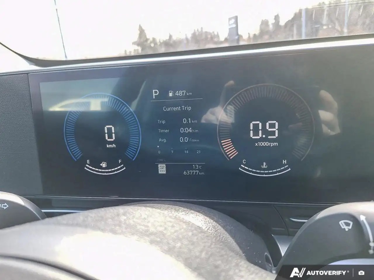 Hyundai KONA снимка Hyundai KONA