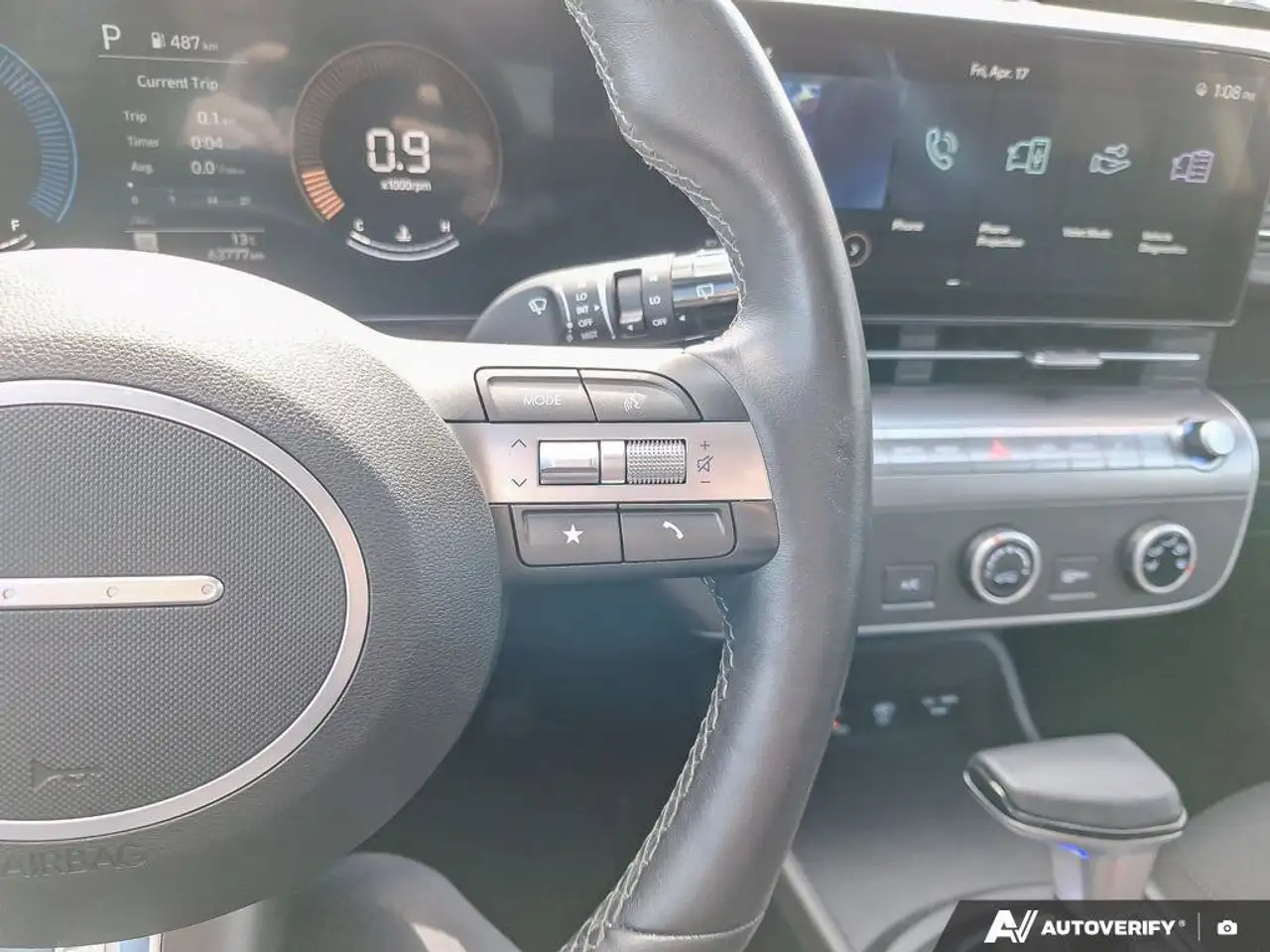 Hyundai KONA снимка Hyundai KONA