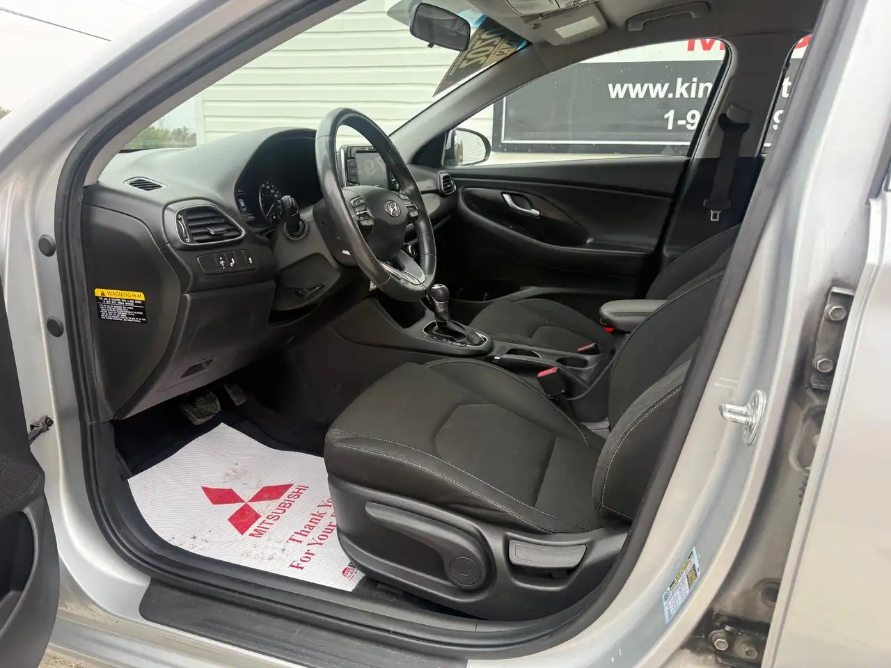 Hyundai ELANTRA снимка Hyundai ELANTRA