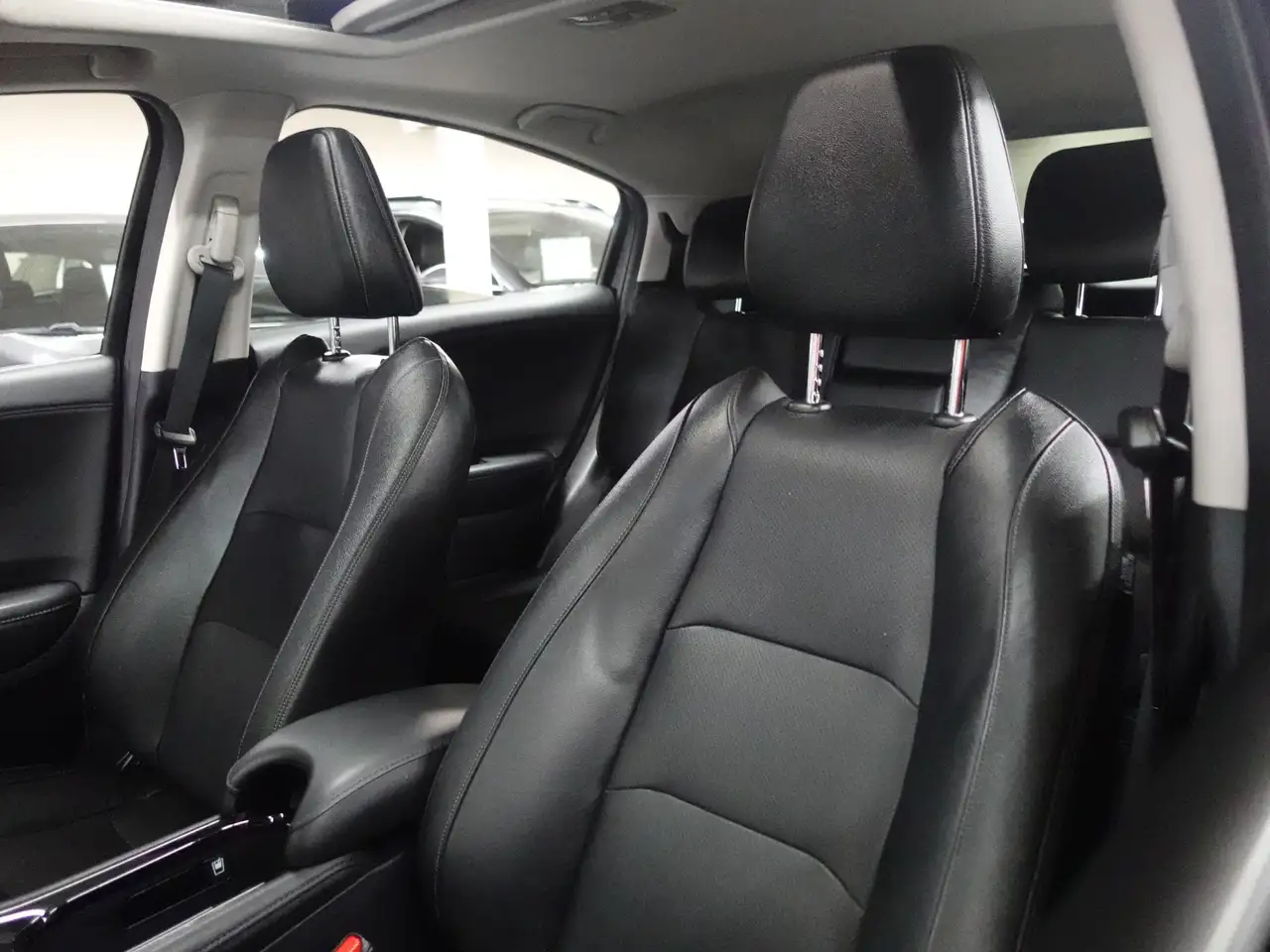 Honda HR-V photo Honda HR-V