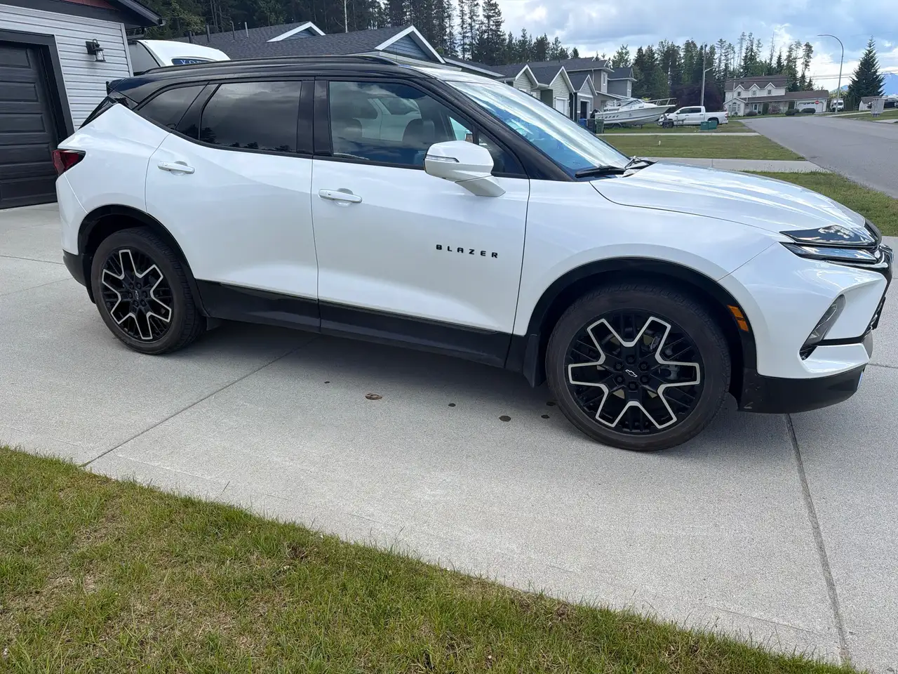 Chevrolet Blazer снимка Chevrolet Blazer