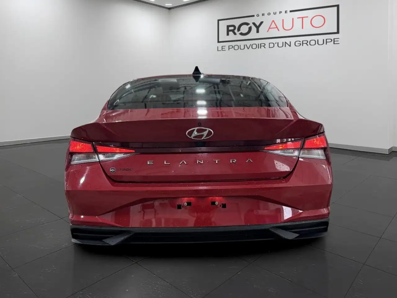 Hyundai ELANTRA fotografie Hyundai ELANTRA
