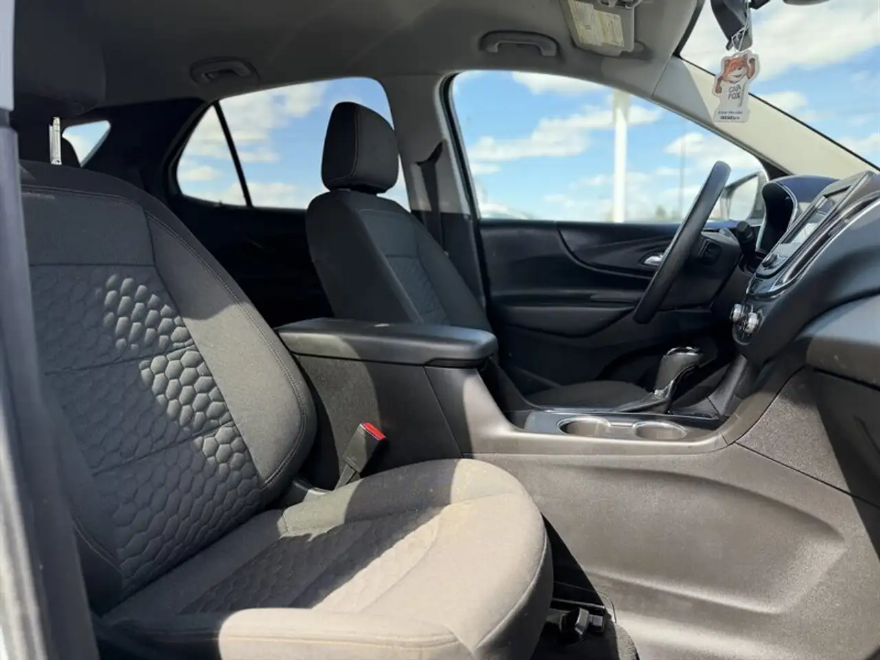 Chevrolet Equinox photo Chevrolet Equinox
