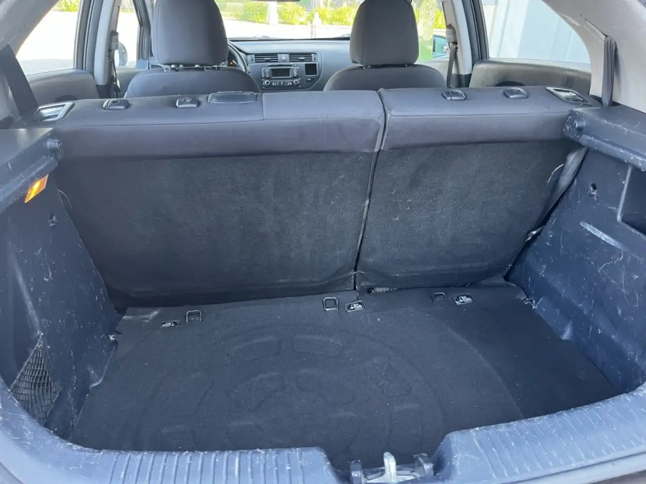 Kia Rio снимка Kia Rio
