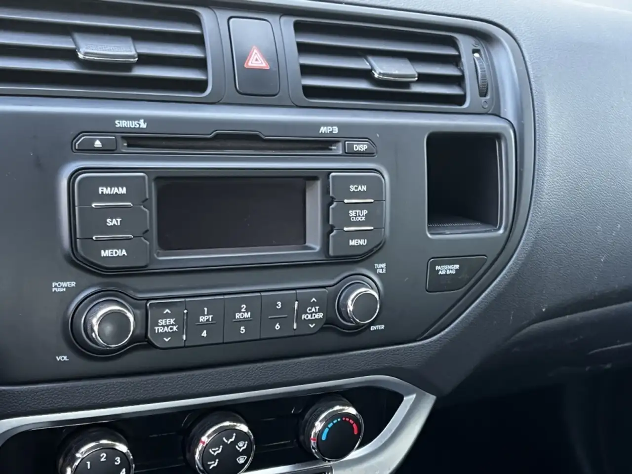 Kia Rio снимка Kia Rio