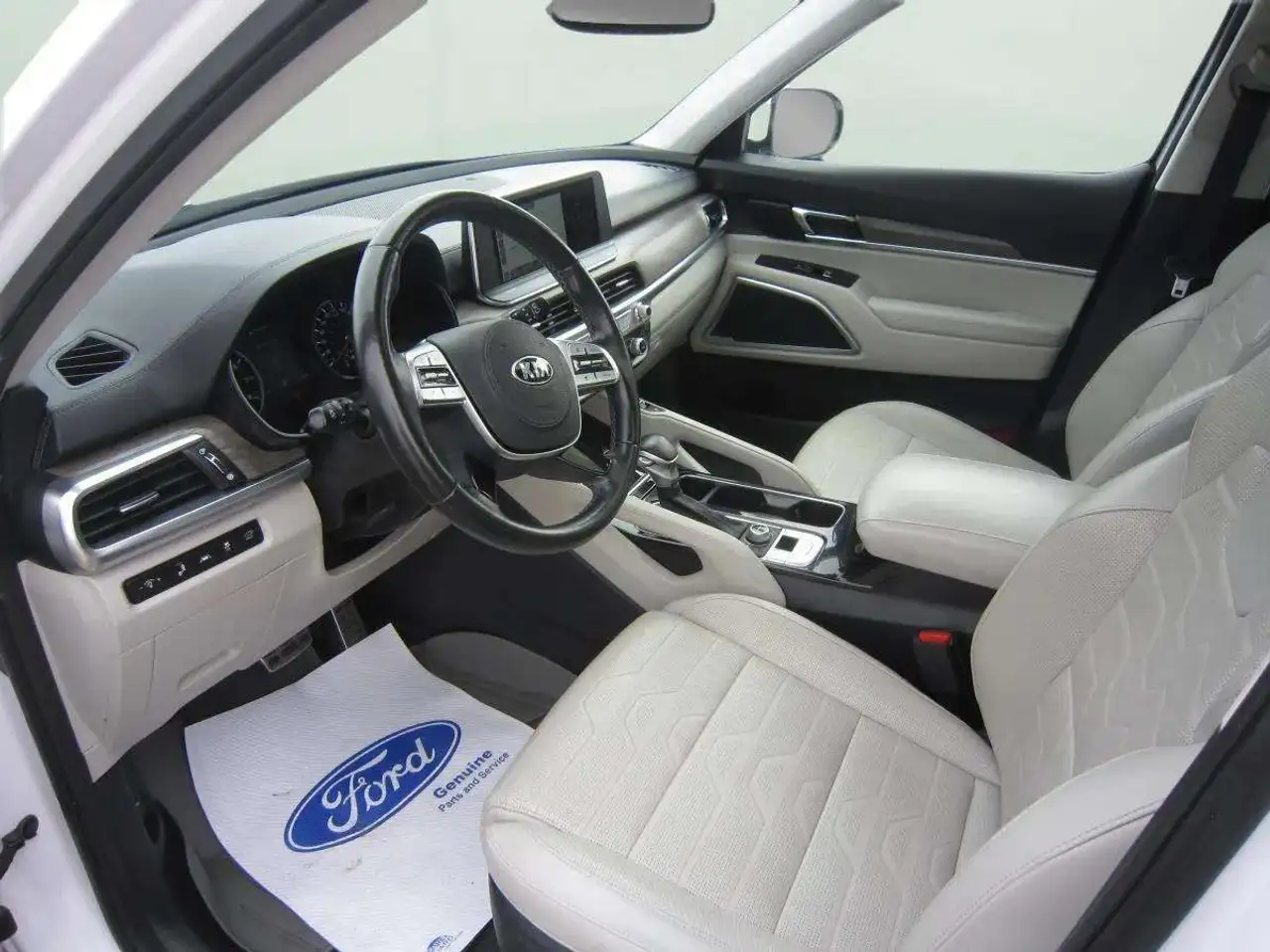 Kia Telluride photo Kia Telluride