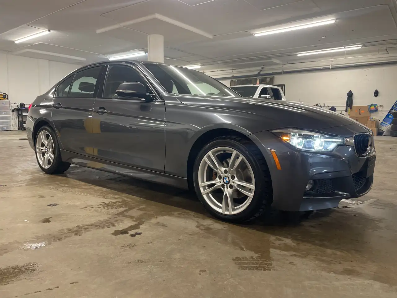 BMW 3 Series photo BMW 3 Series