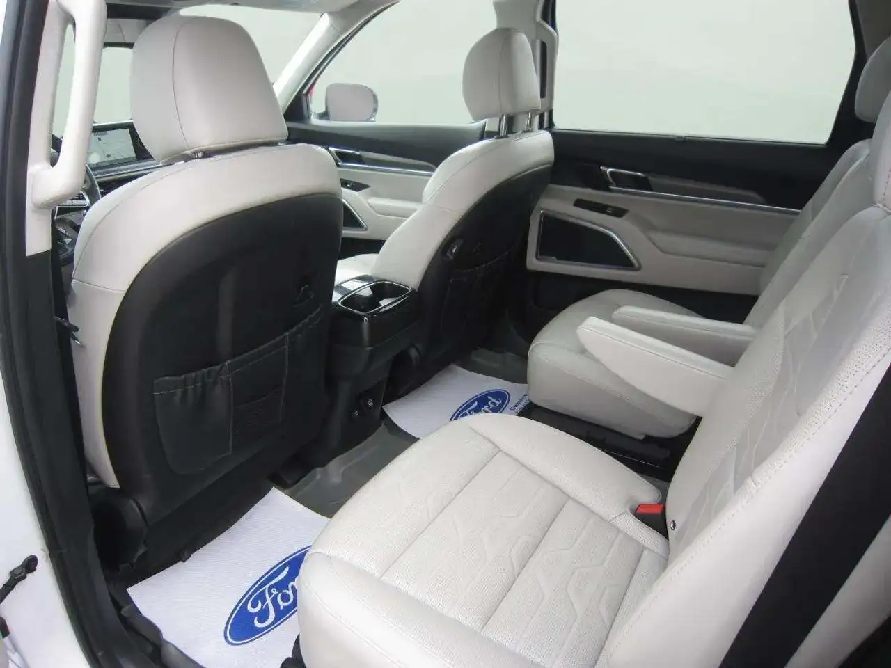 Kia Telluride photo Kia Telluride