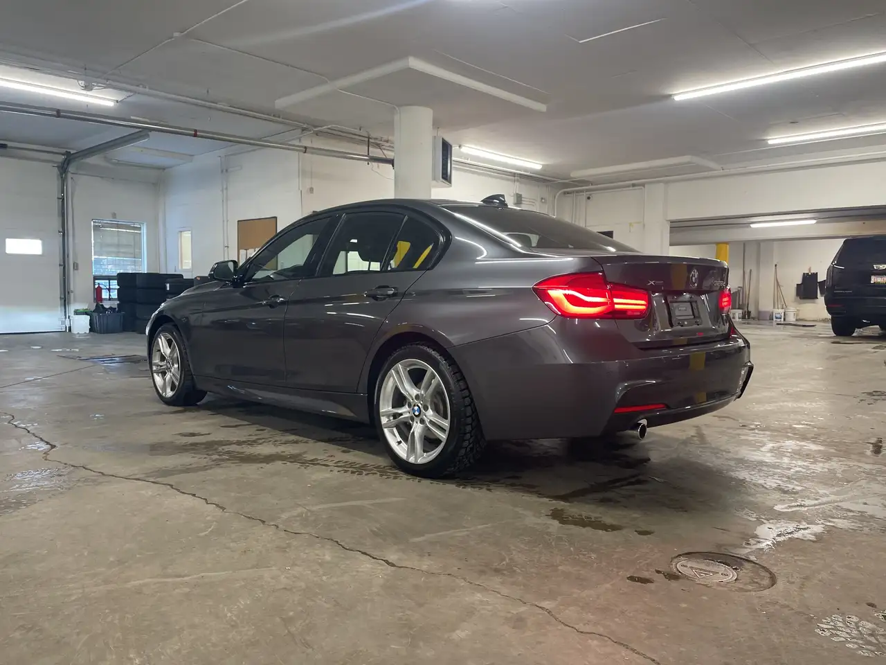 BMW 3 Series photo BMW 3 Series