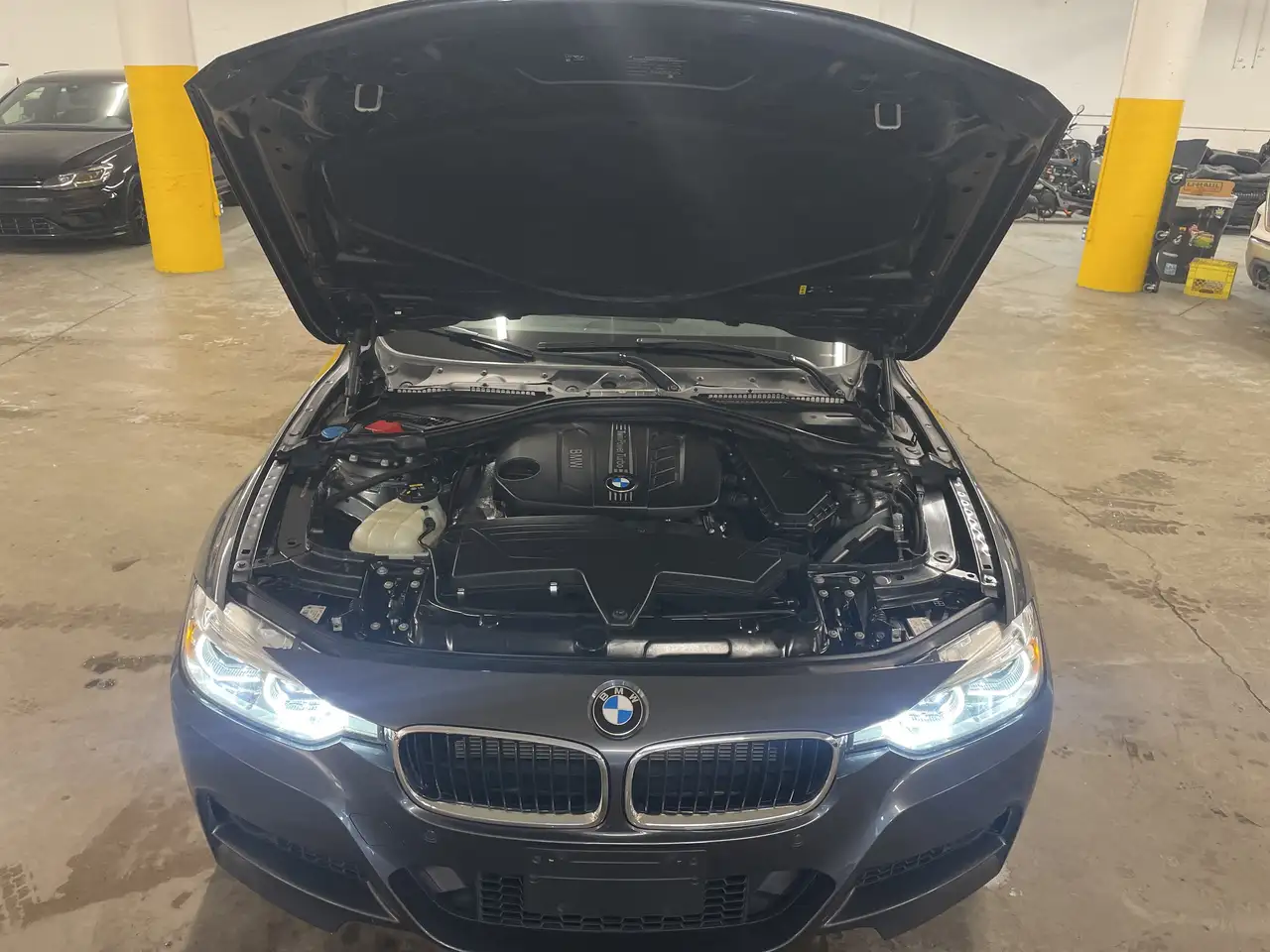 BMW 3 Series photo BMW 3 Series