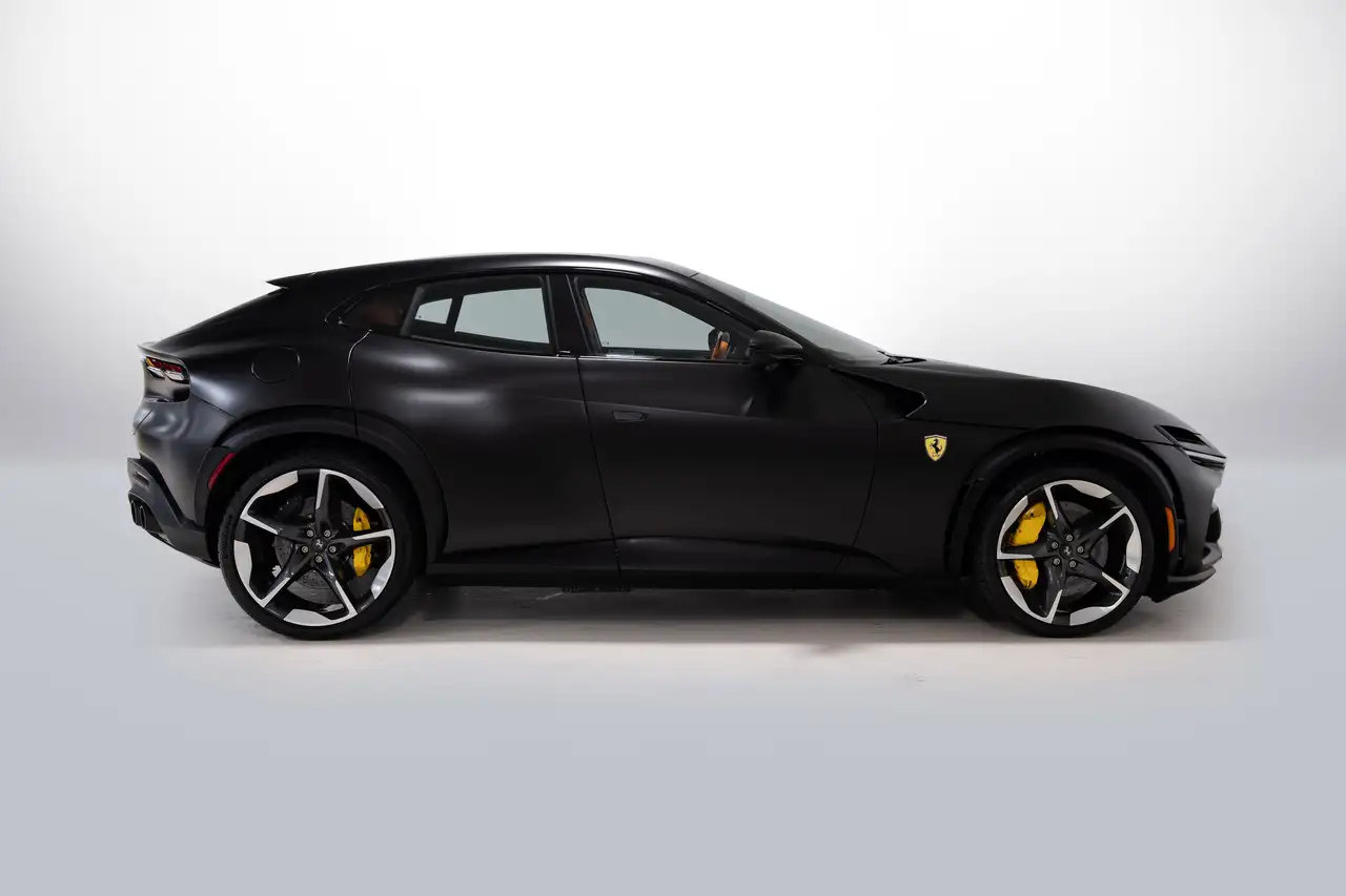 Ferrari Purosangue снимка Ferrari Purosangue