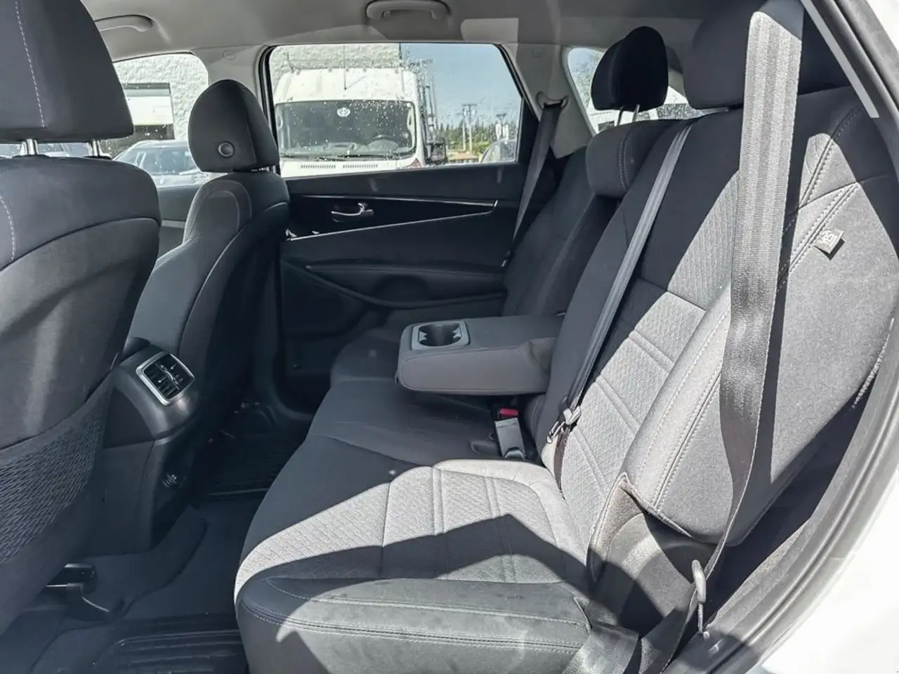 Kia Sorento photo Kia Sorento