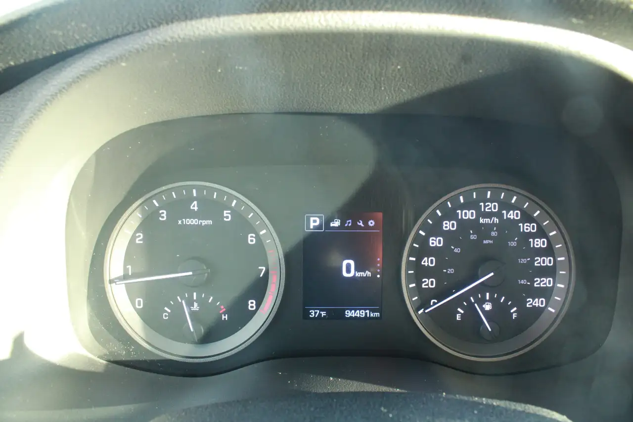Hyundai TUCSON снимка Hyundai TUCSON