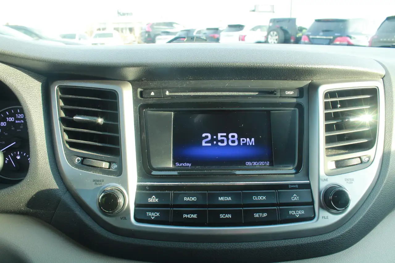 Hyundai TUCSON снимка Hyundai TUCSON