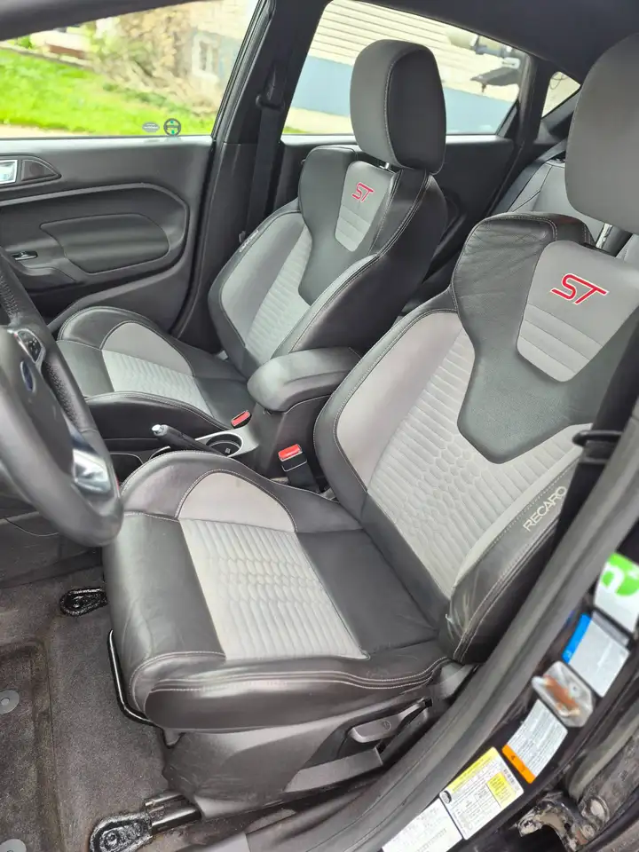 Ford Fiesta photo Ford Fiesta