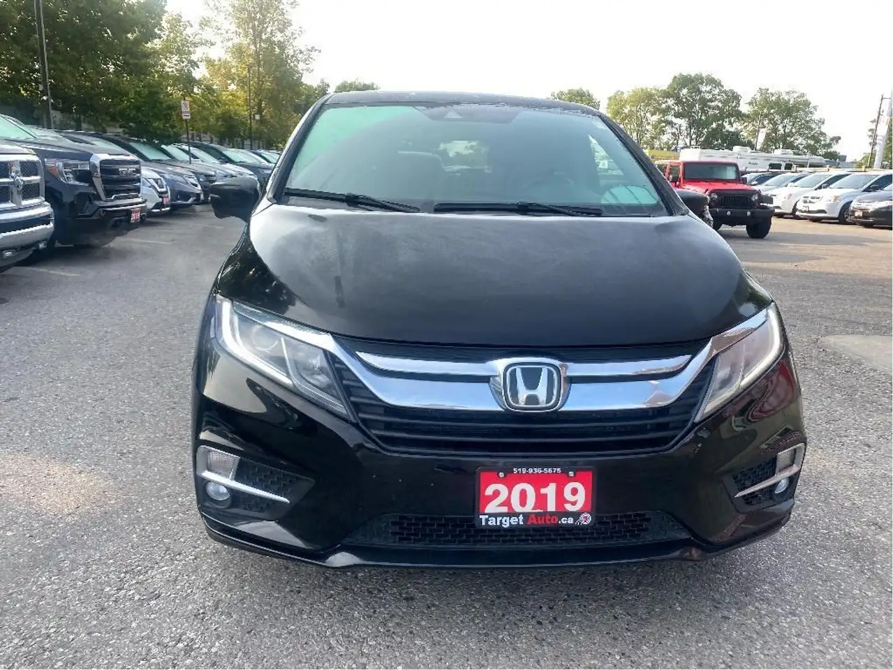 Honda Odyssey снимка Honda Odyssey
