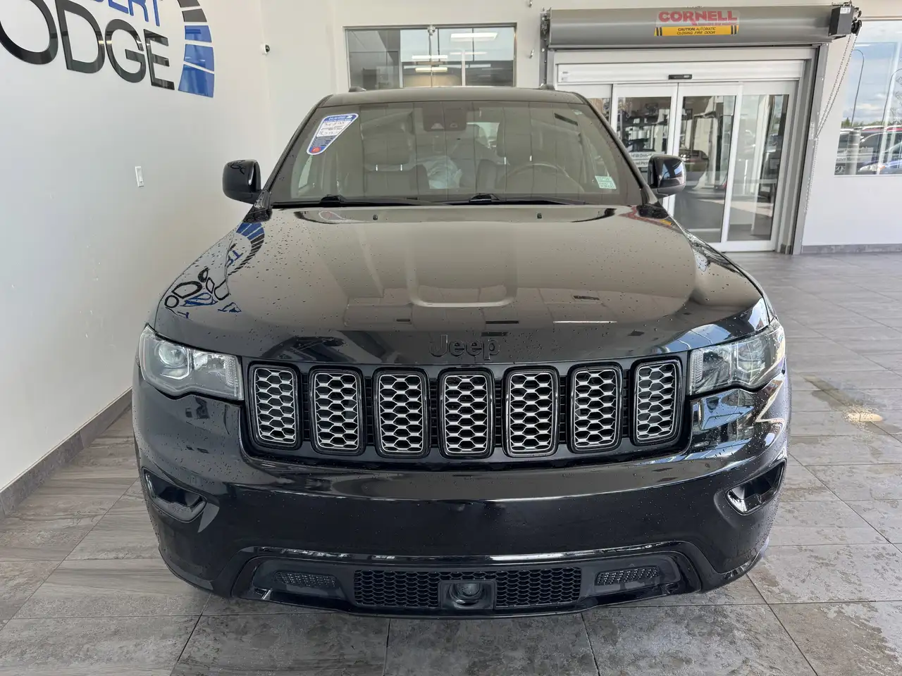 Jeep Grand Cherokee photo Jeep Grand Cherokee