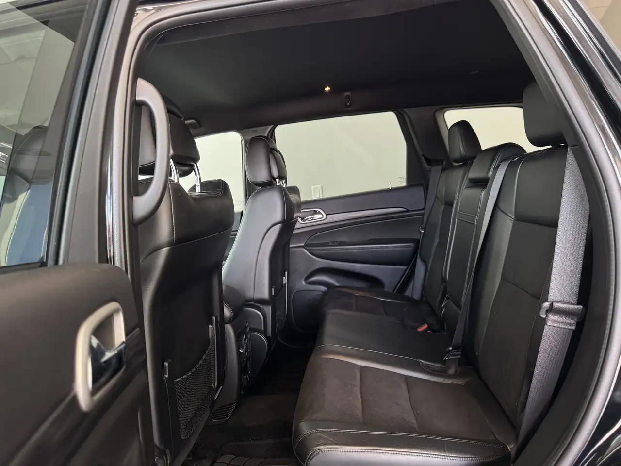 Jeep Grand Cherokee photo Jeep Grand Cherokee