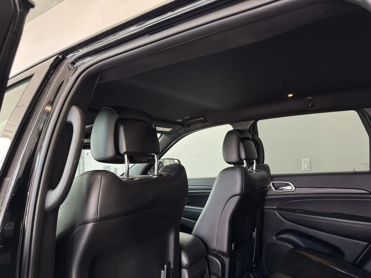 Jeep Grand Cherokee photo Jeep Grand Cherokee