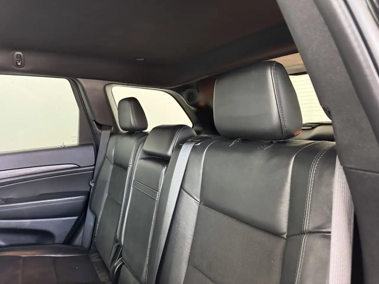 Jeep Grand Cherokee photo Jeep Grand Cherokee