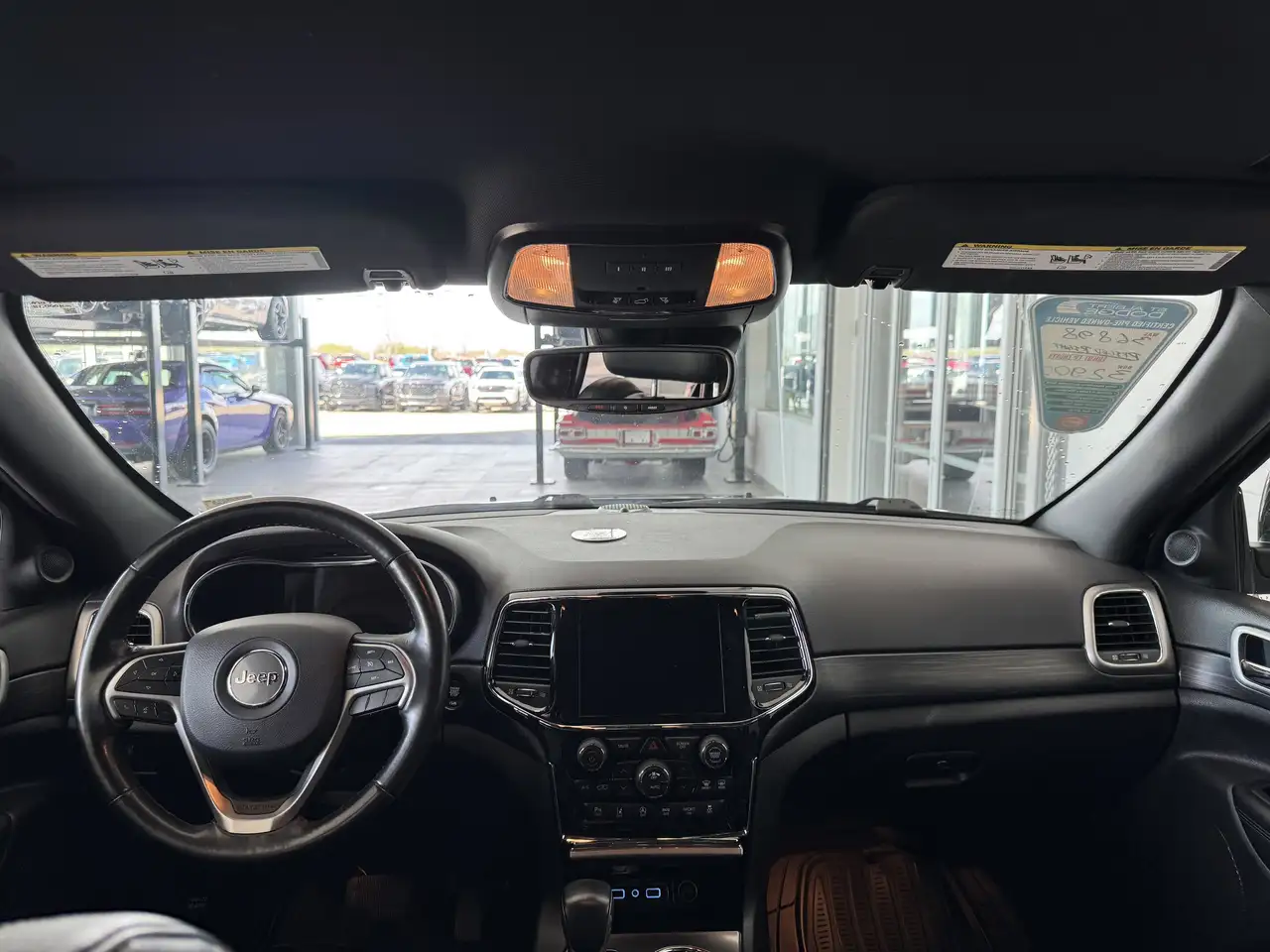 Jeep Grand Cherokee photo Jeep Grand Cherokee