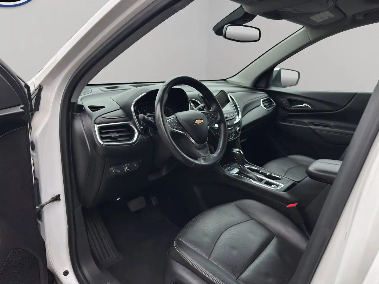 Chevrolet Equinox photo Chevrolet Equinox