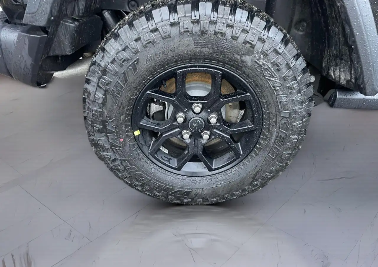 Jeep Wrangler photo Jeep Wrangler