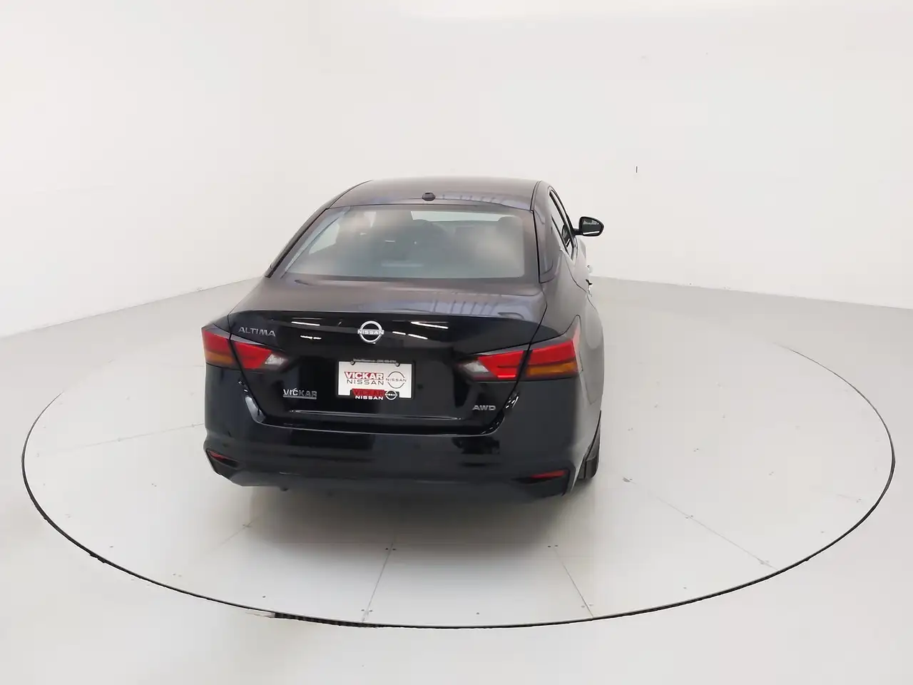 Nissan Altima снимка Nissan Altima