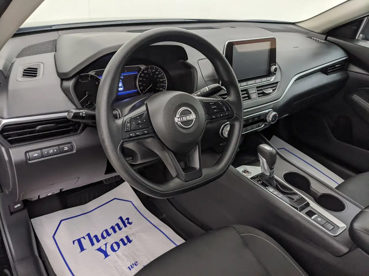Nissan Altima снимка Nissan Altima