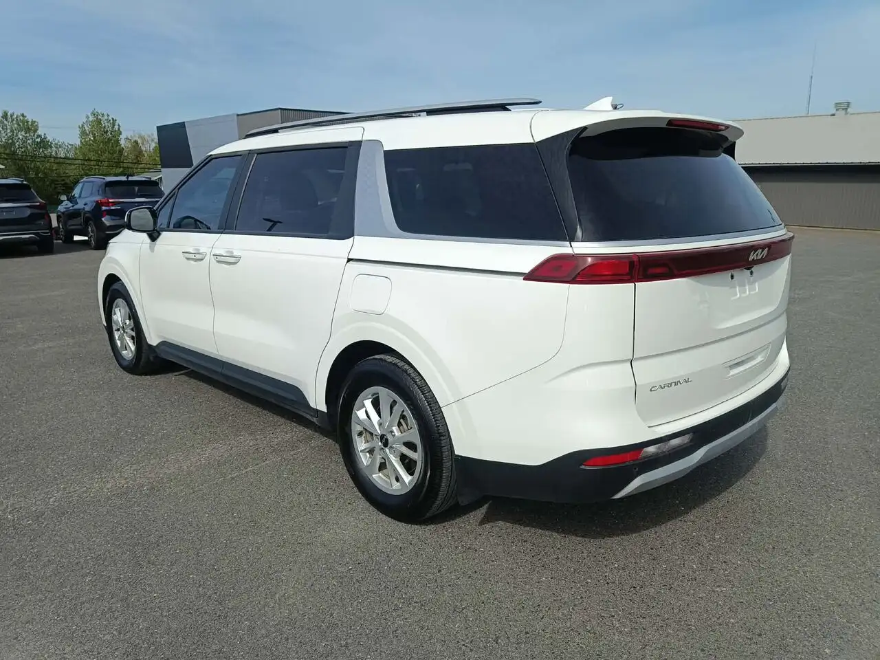 Kia Carnival fotografie Kia Carnival