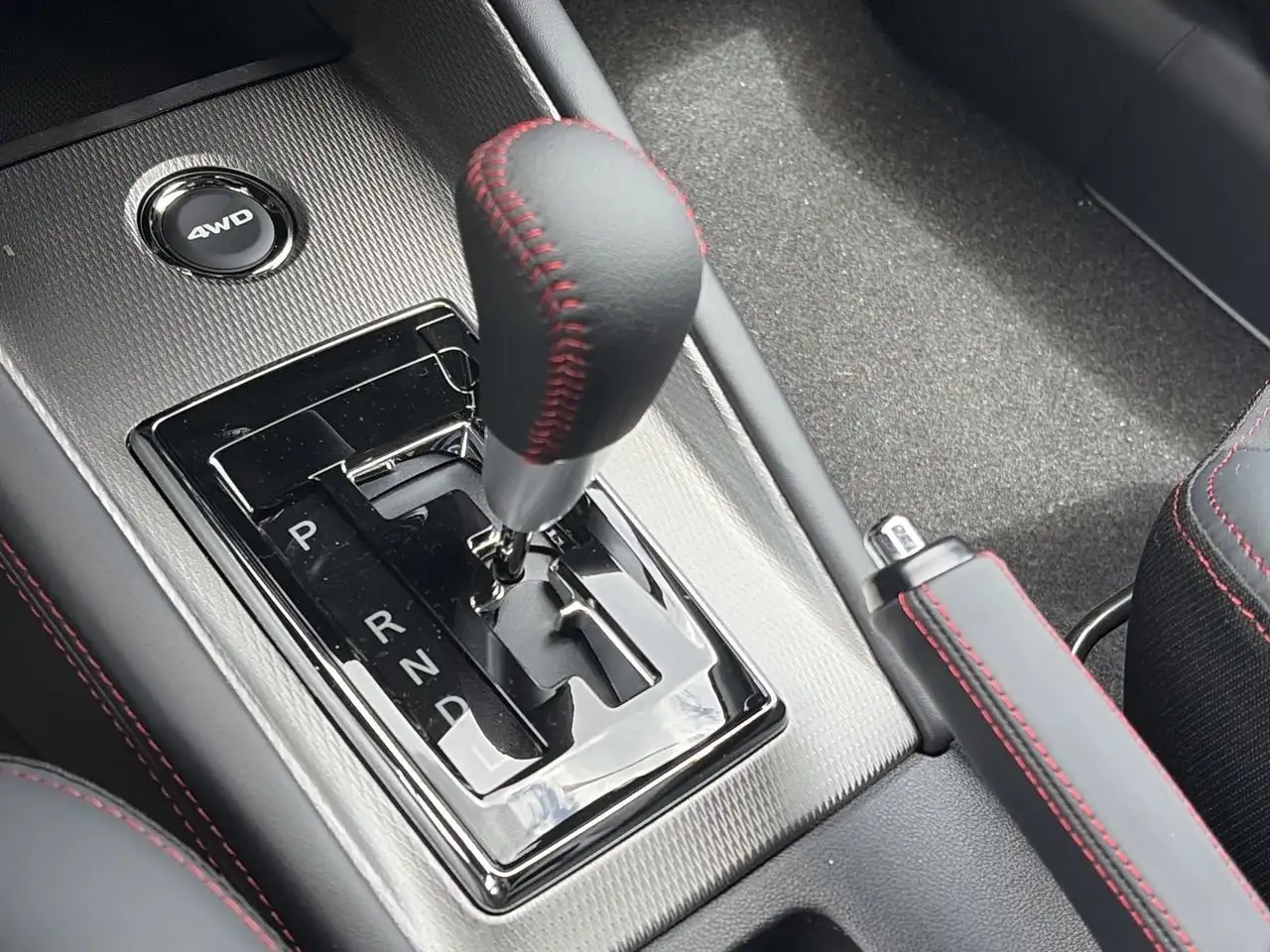 Mitsubishi RVR снимка Mitsubishi RVR