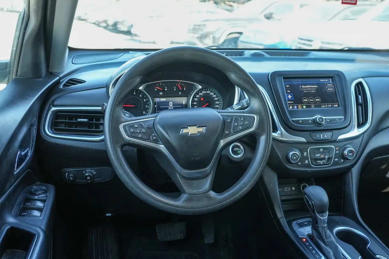 Chevrolet Equinox снимка Chevrolet Equinox