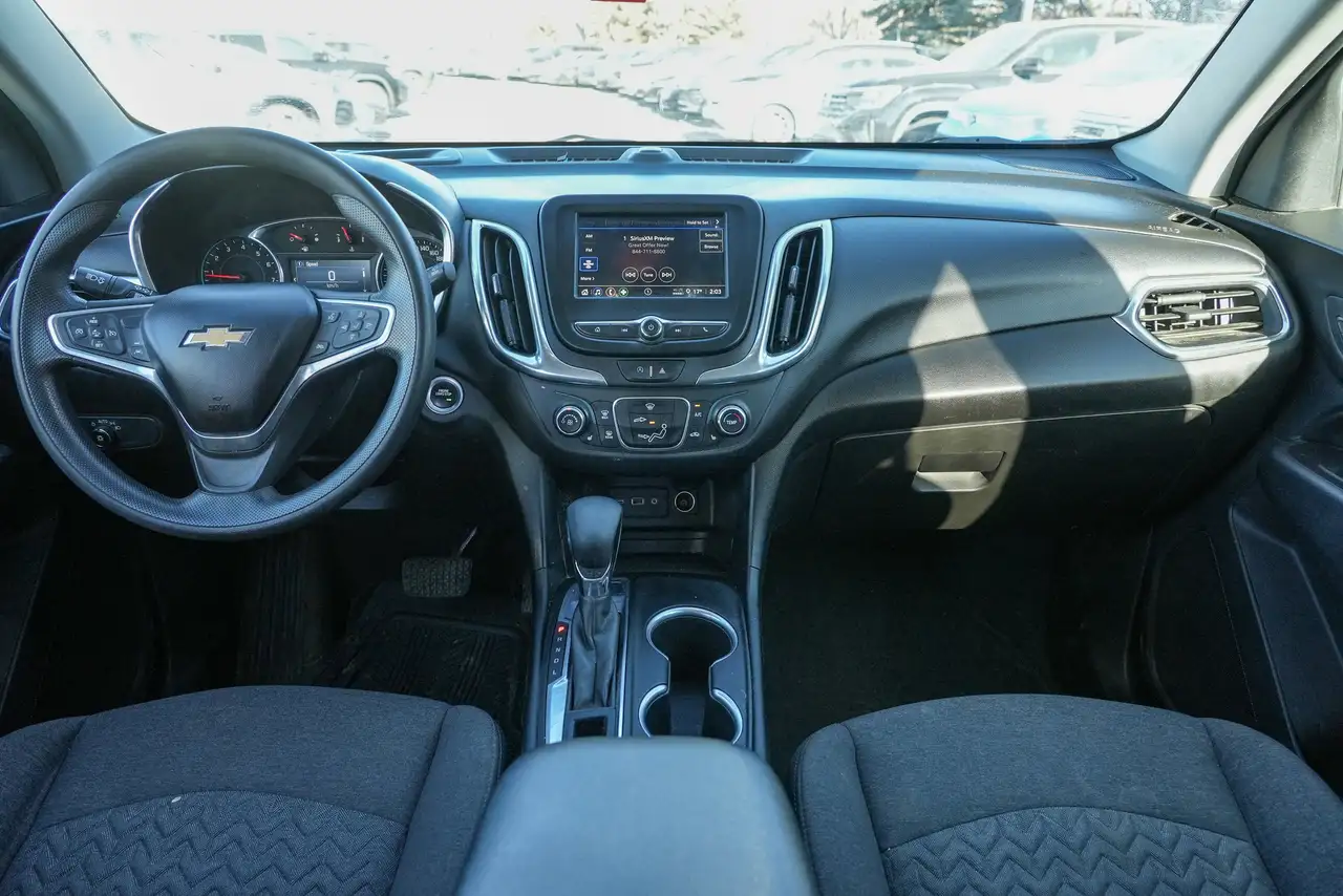 Chevrolet Equinox снимка Chevrolet Equinox