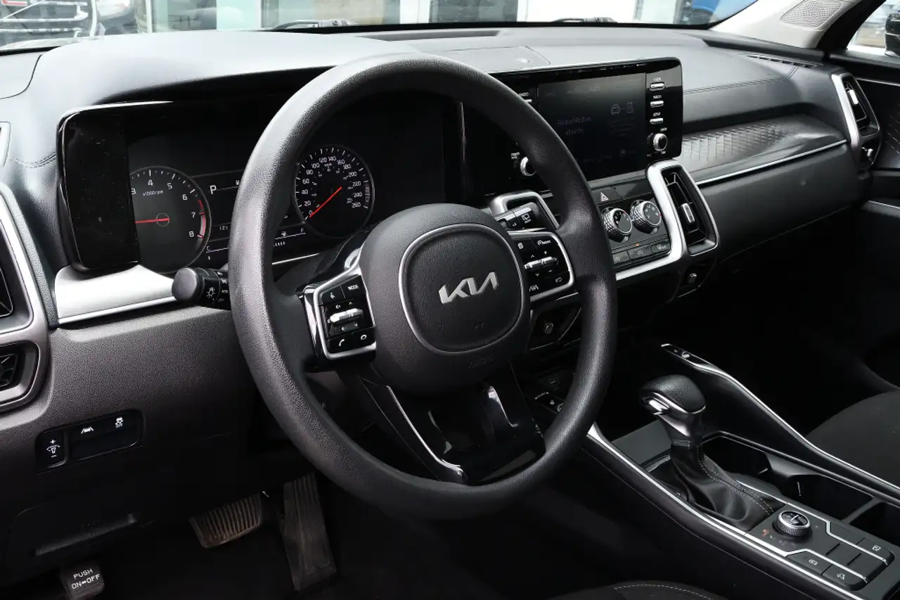 Kia Sorento photo Kia Sorento
