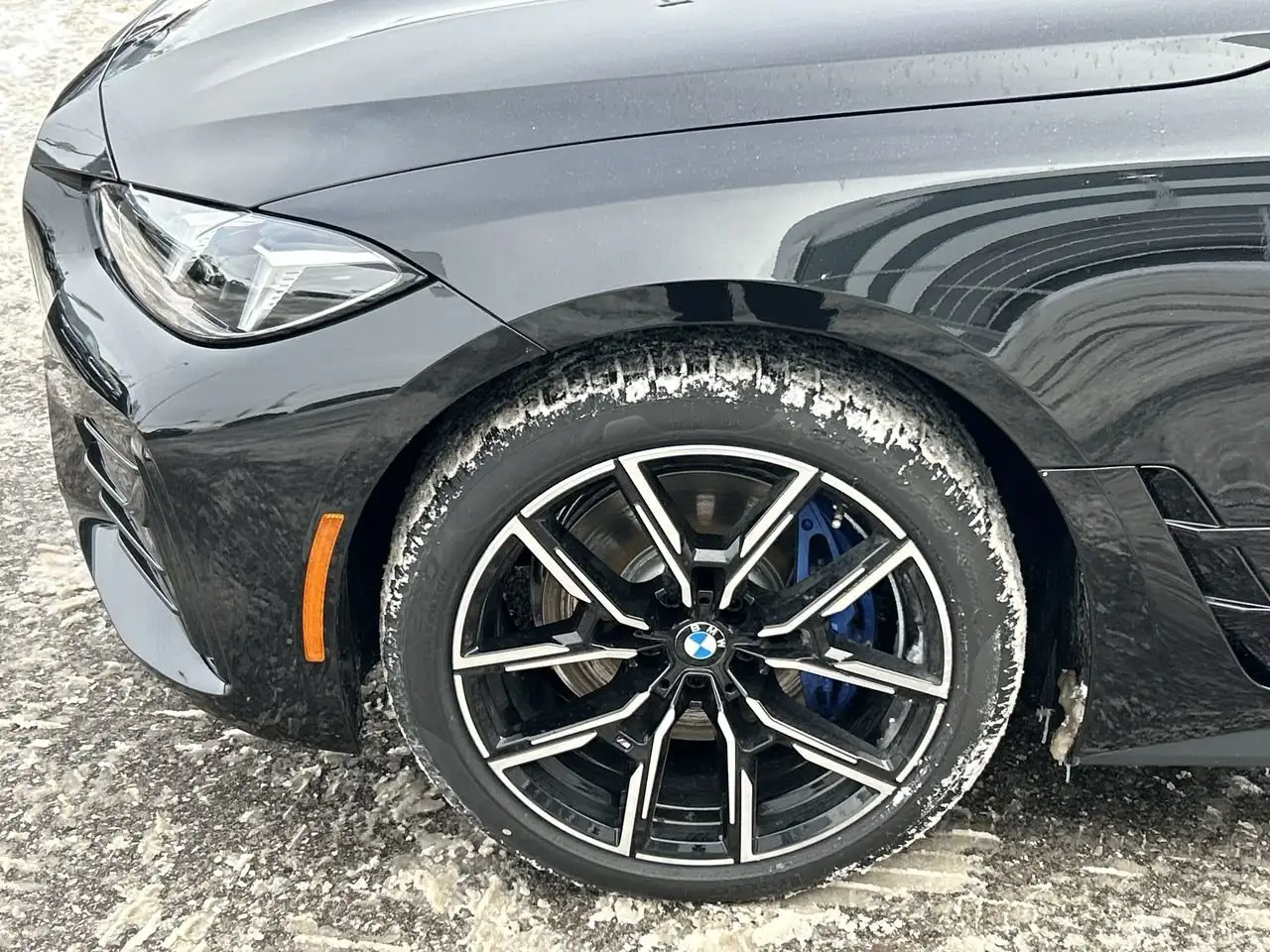 BMW i4 снимка BMW i4