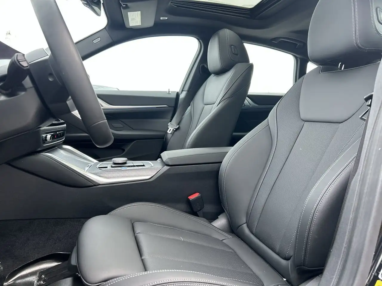 BMW i4 снимка BMW i4