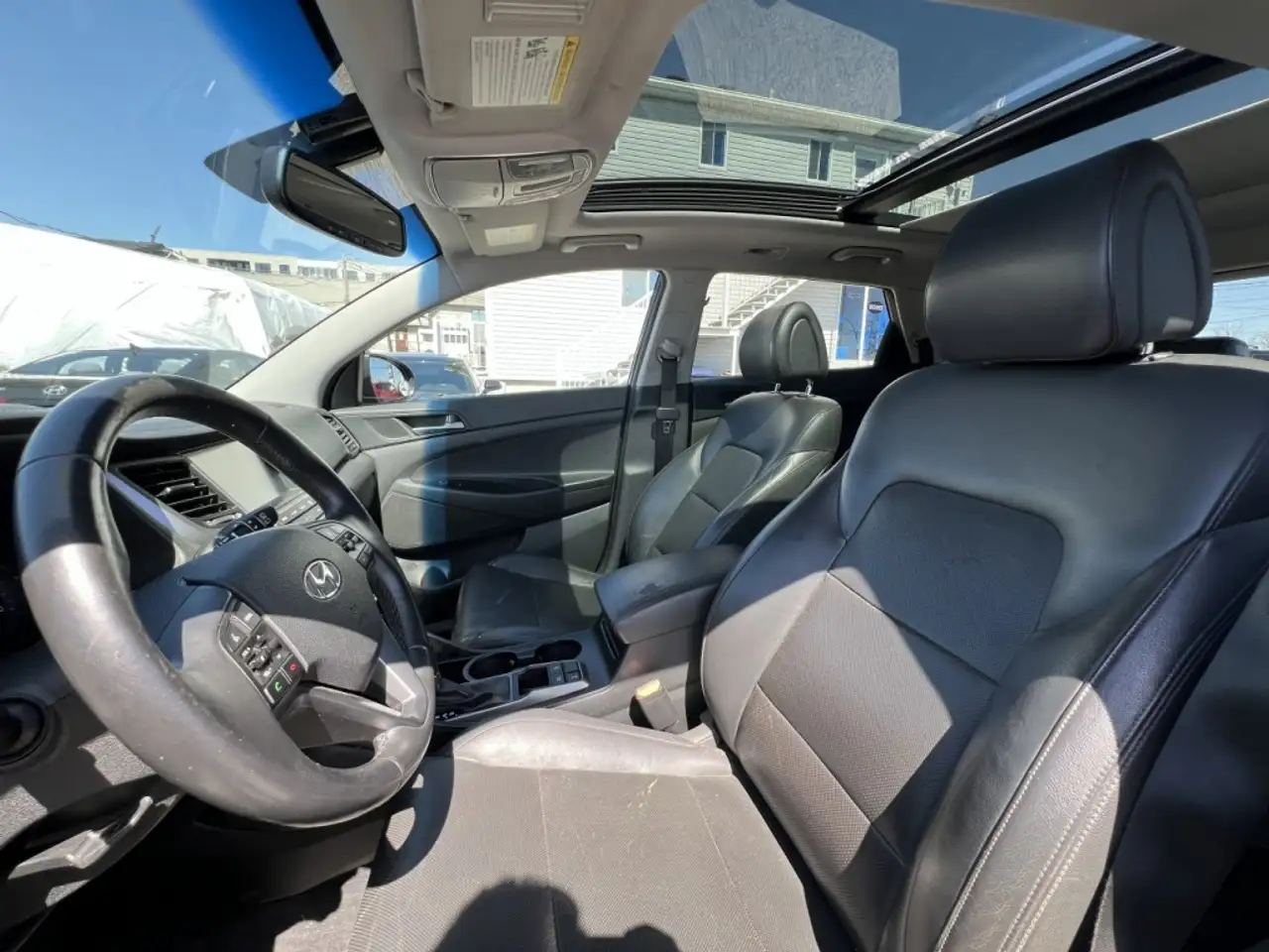 Hyundai TUCSON photo Hyundai TUCSON