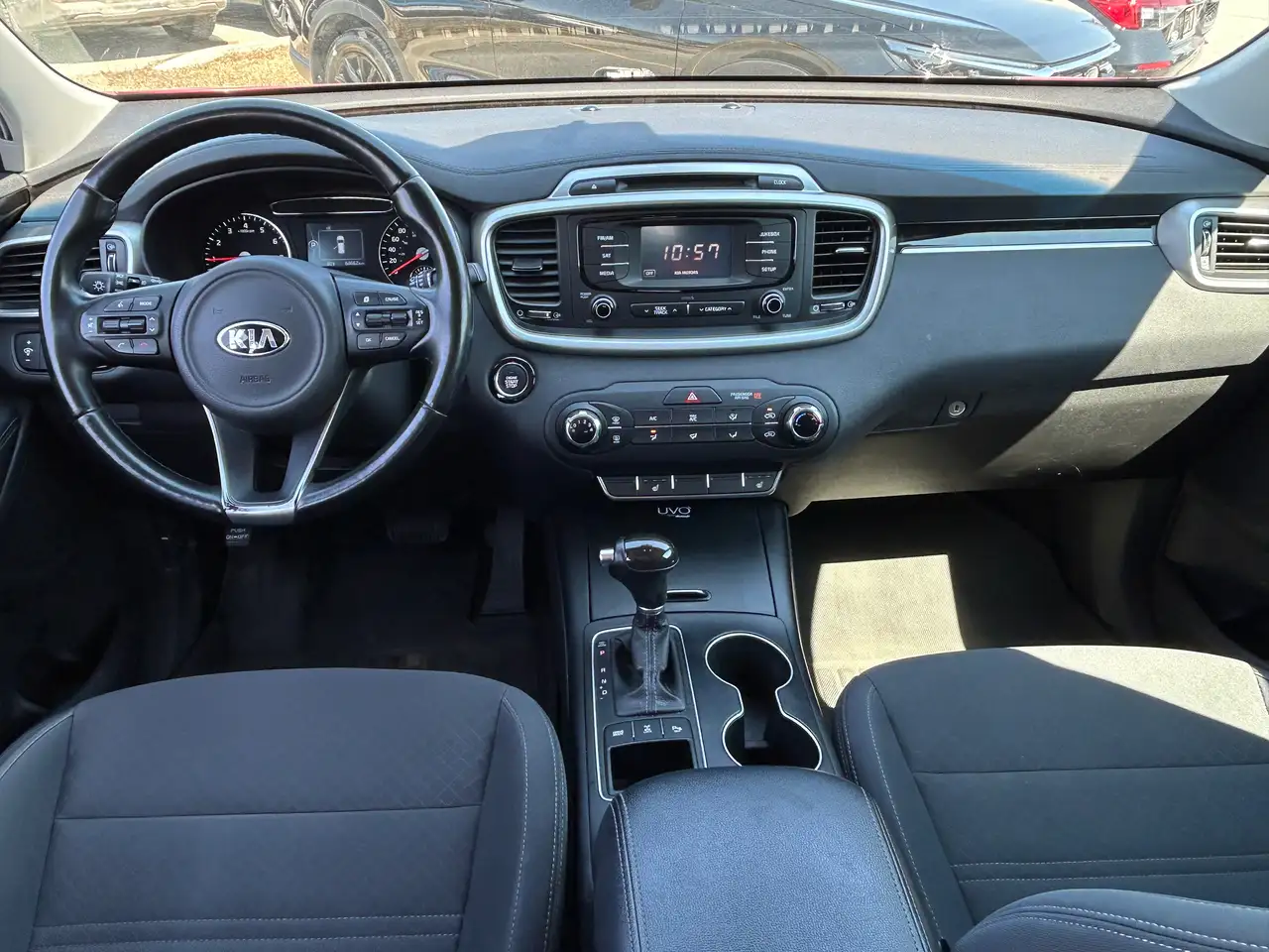 Kia Sorento снимка Kia Sorento