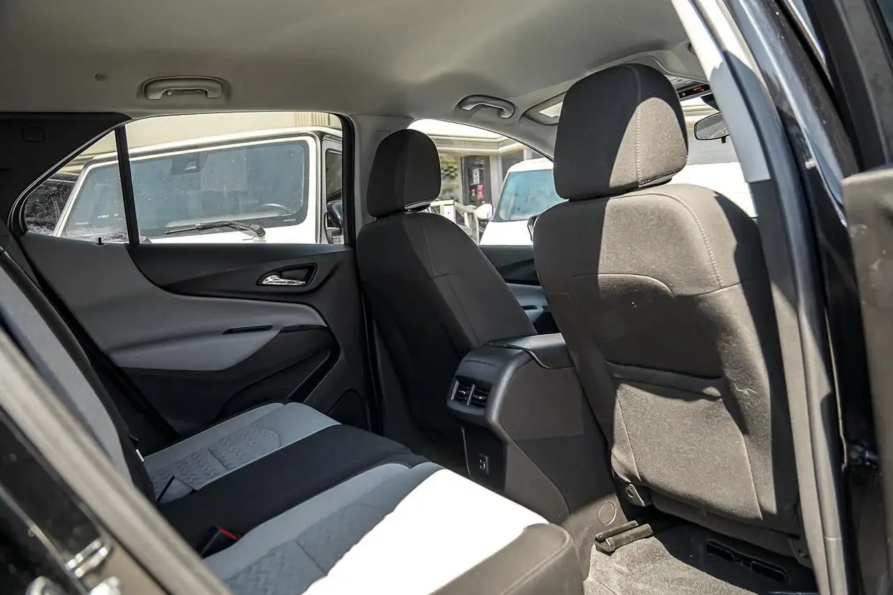 Chevrolet Equinox photo Chevrolet Equinox