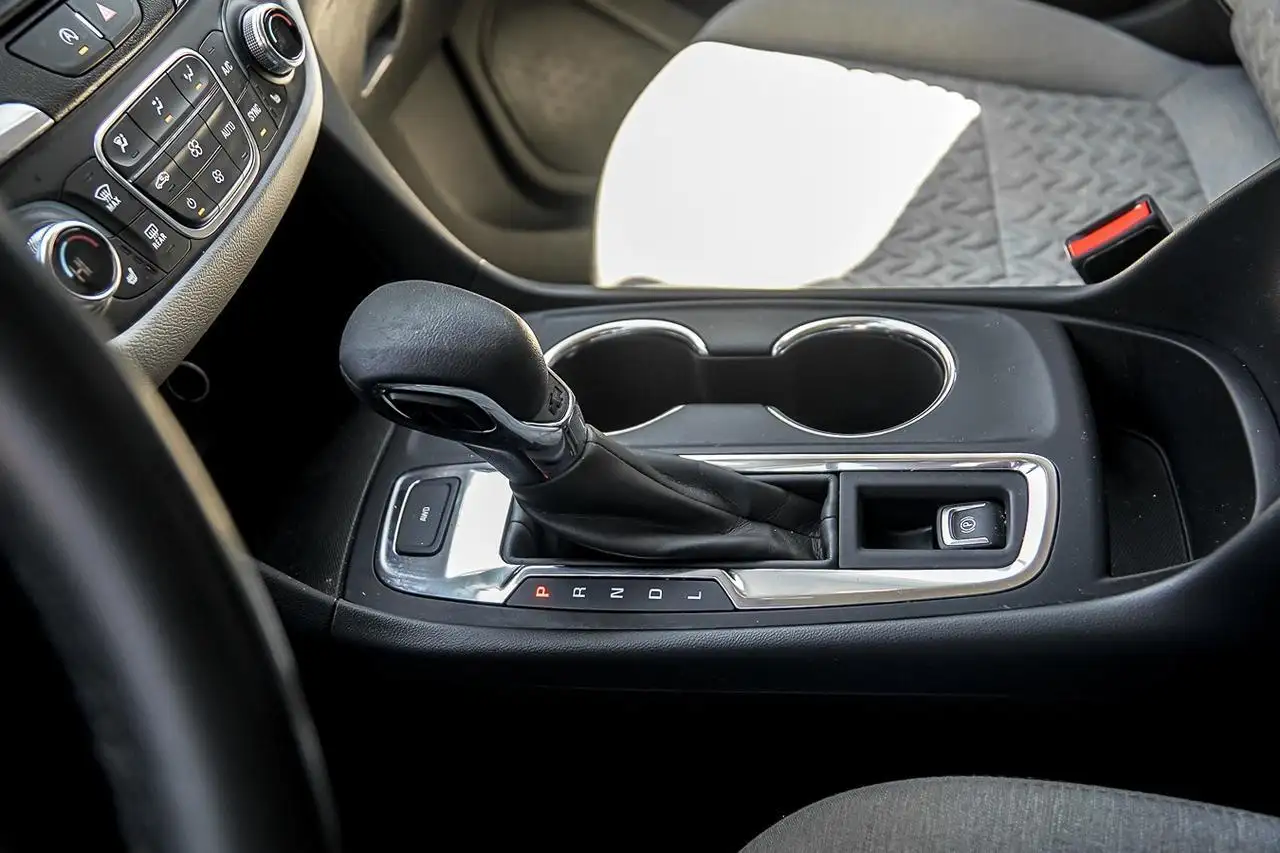 Chevrolet Equinox photo Chevrolet Equinox