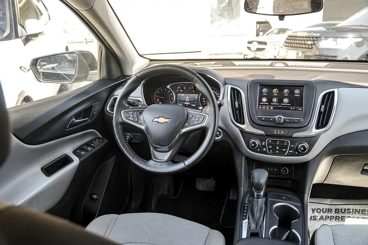 Chevrolet Equinox photo Chevrolet Equinox