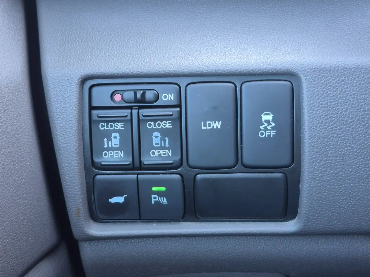 Honda Odyssey photo Honda Odyssey